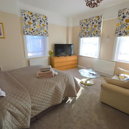 Captain Wills Apartment Filey Exteriör bild